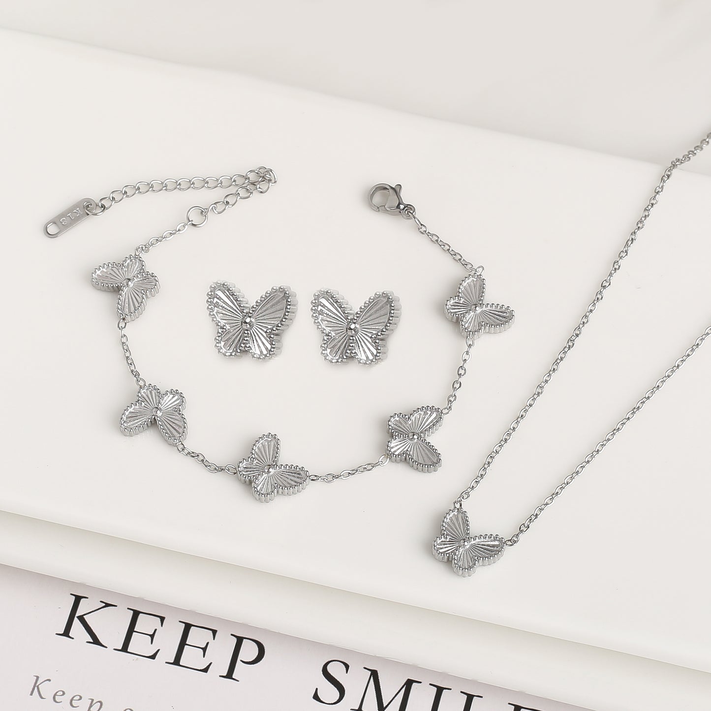 Butterfly Bracelet Simple for Woman Casual Holiday