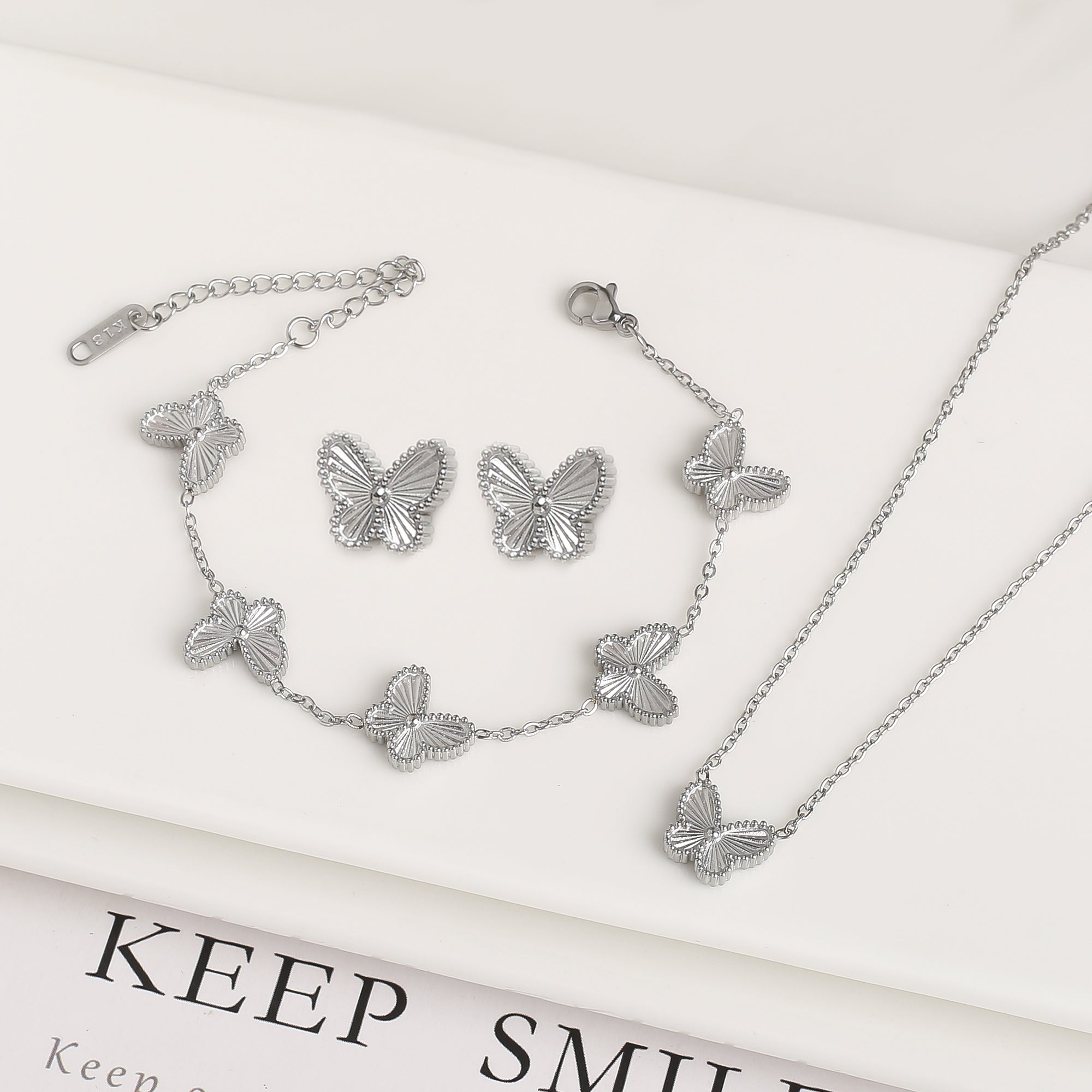 Butterfly Bracelet Simple for Woman Casual Holiday